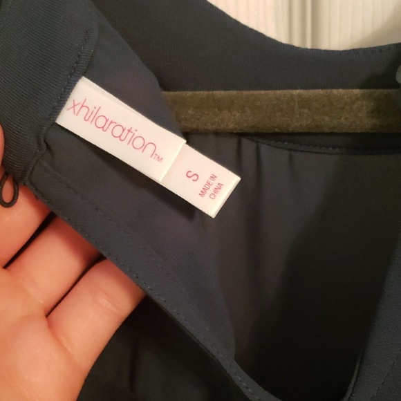 Dark greenish blue sleeveless top - Picture 4 of 4